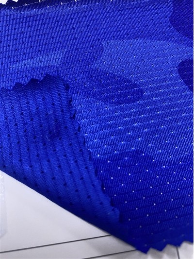 FJ-RC 0205-6  叢林迷彩  幅寬：170CM 克重：160GSM 運動布 吸濕排汗  成份: 91%Polyester 9%Spandex 側面照